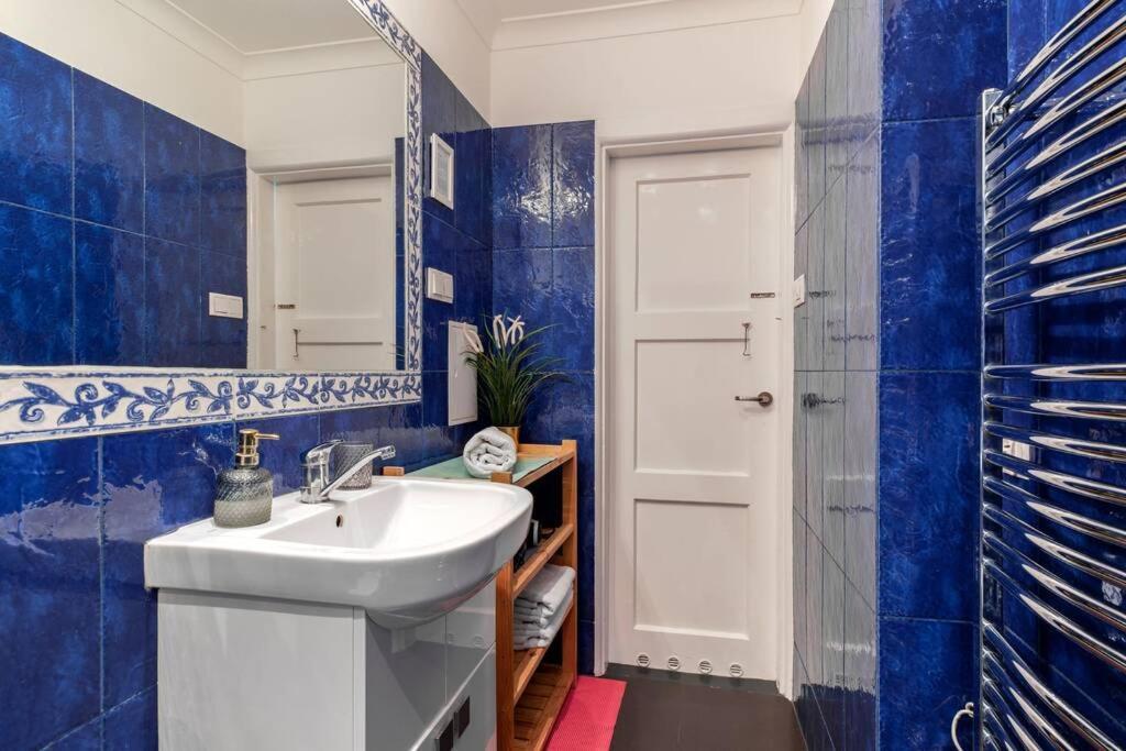 Blue Peace-apartment With Free Parking In Center For 1-6 People Krakow