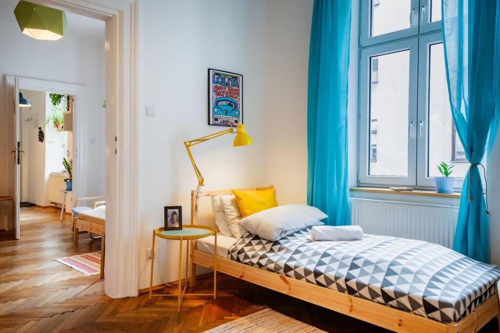 Blue Peace-apartment With Free Parking In Center For 1-6 People Apartment Krakow